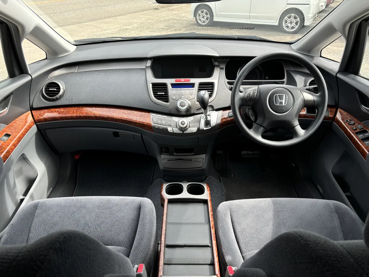 ホンダ オデッセイ M HDDナビスペシャルエディション - 画像 (2)