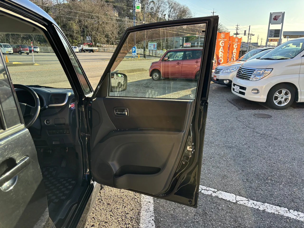 スズキ ソリオ ブラック&ホワイト - 画像 (14)