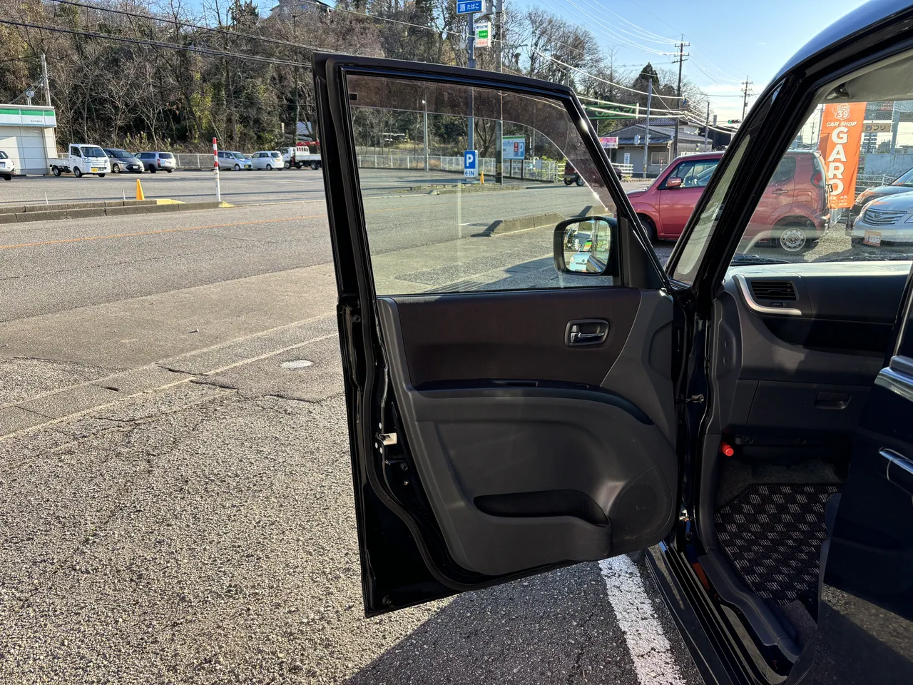 スズキ ソリオ ブラック&ホワイト - 画像 (15)