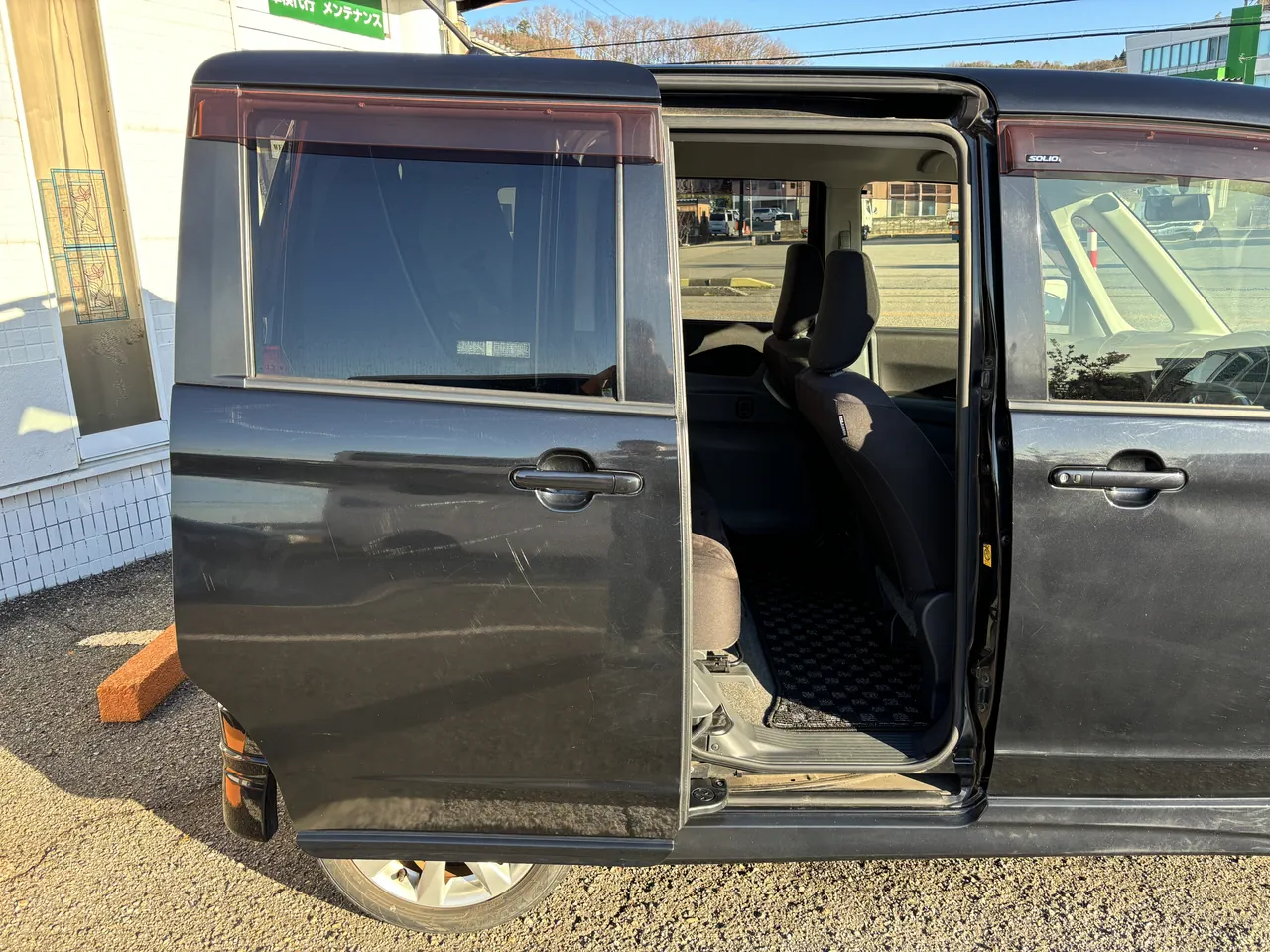 スズキ ソリオ ブラック&ホワイト - 画像 (16)