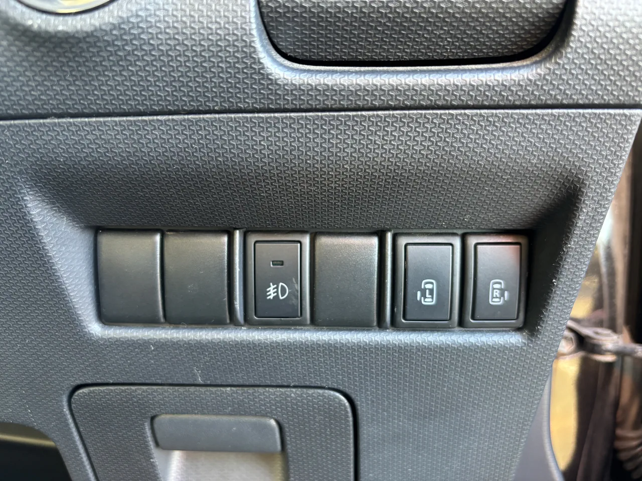 スズキ ソリオ ブラック&ホワイト - 画像 (24)