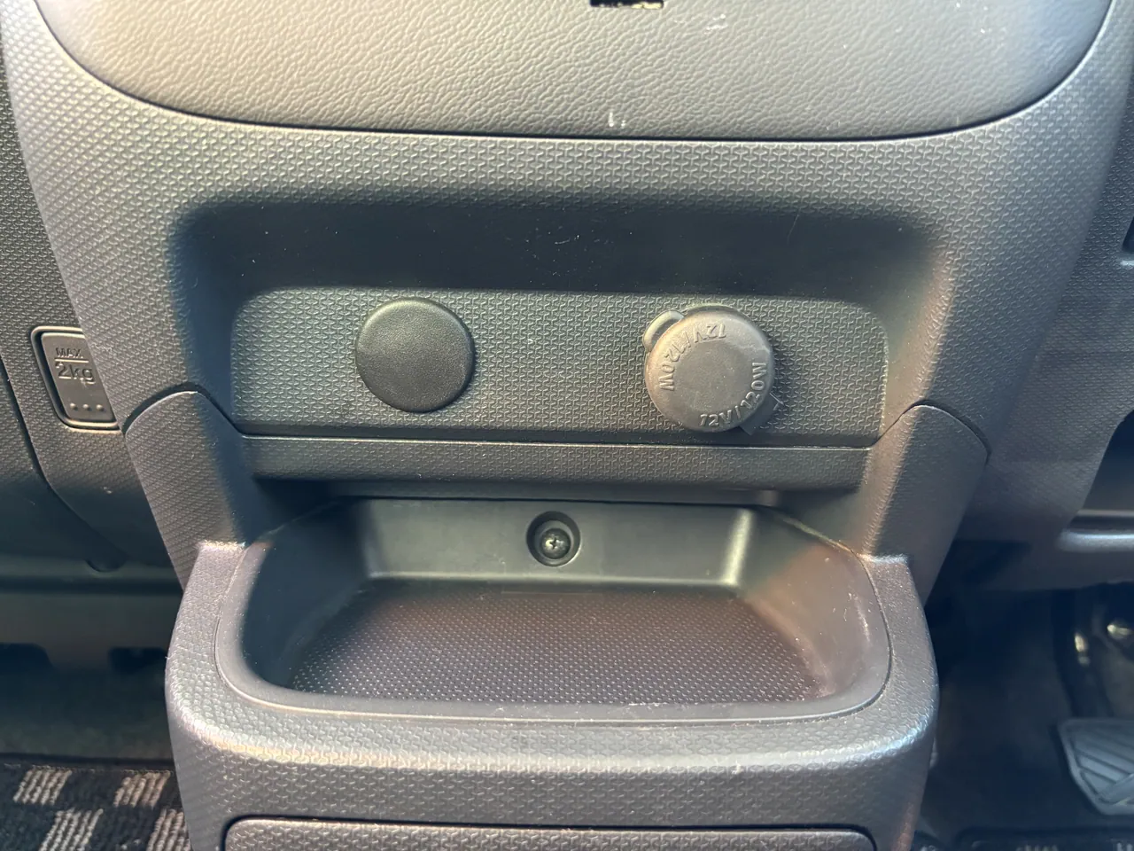 スズキ ソリオ ブラック&ホワイト - 画像 (31)