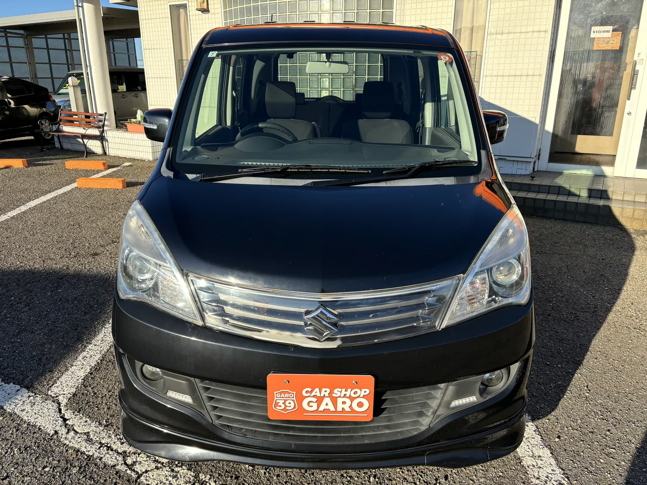 スズキ ソリオ ブラック&ホワイト - 画像 (4)